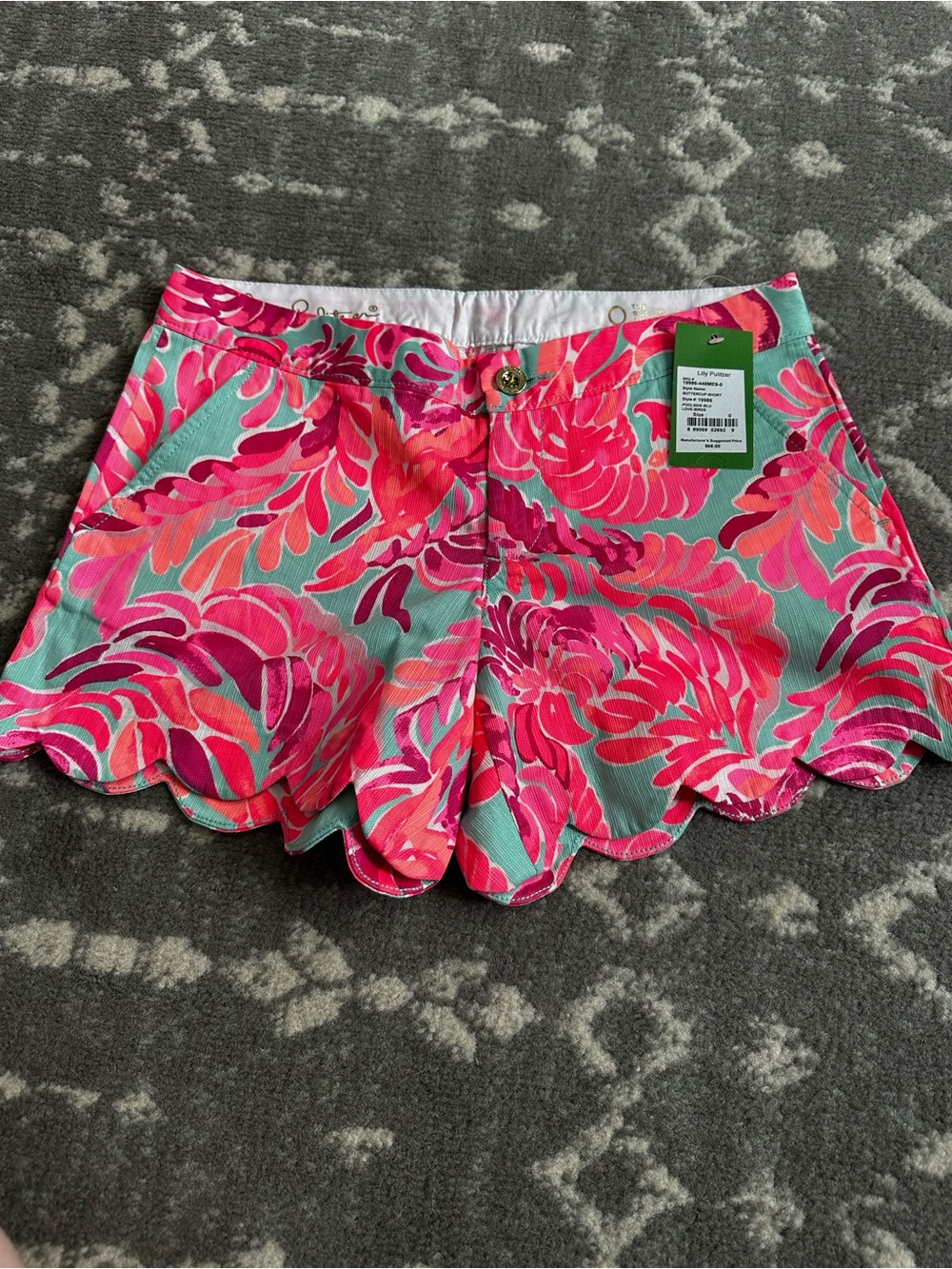 Lilly Pulitzer Coral & Aqua Scalloped Hem Floral Shorts